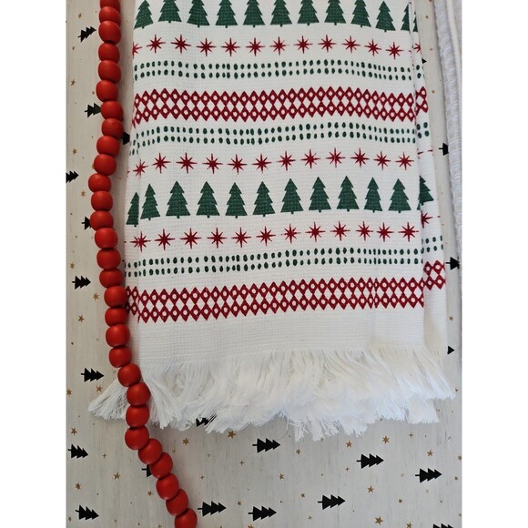 North Spruce Lane and Peppermint Place Christmas Kitchen Towels Santa/Trees - Picture 4 of 7